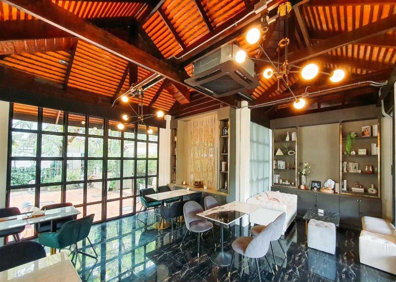 Vijit Nakorn Hotel Sisaket Exterior photo